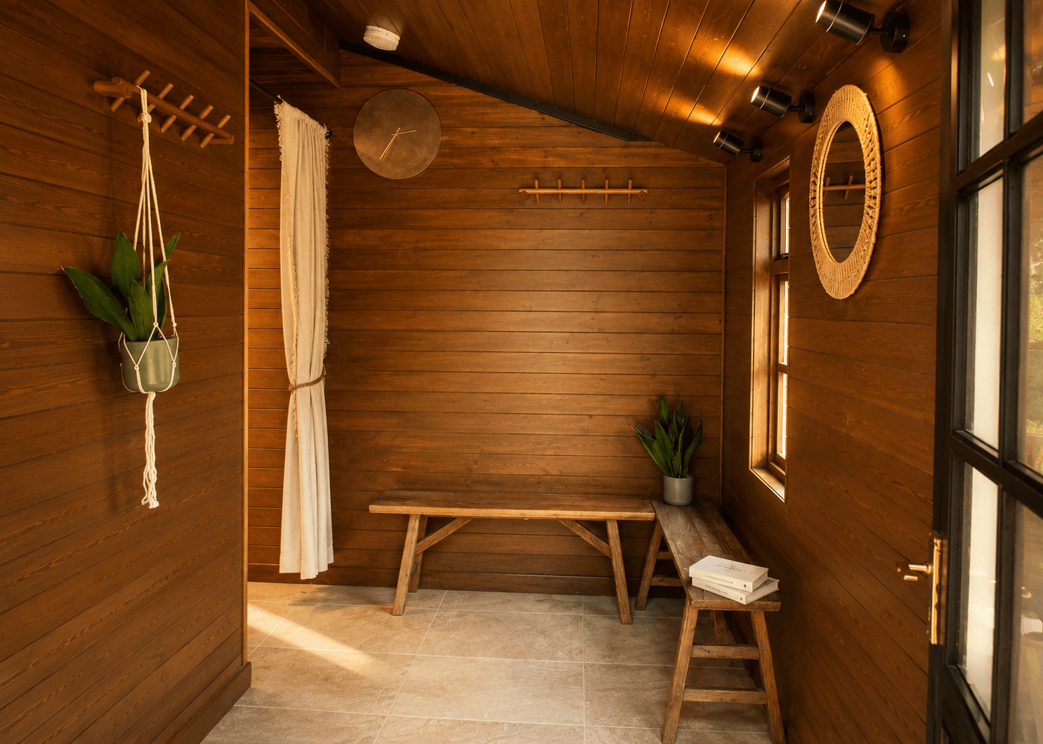 Book a private sauna session in Norfolk